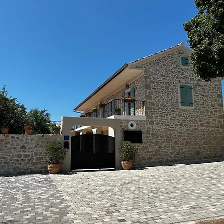 Bozini Dvori- With Pool, Sauna , Jacuzzi And Tennis Court * Biograd Na Moru