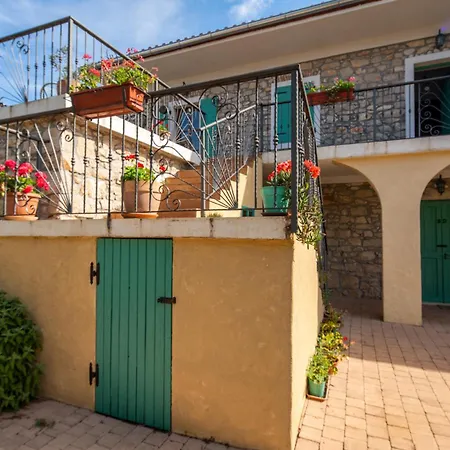 Bozini Dvori- With Pool, Sauna , Jacuzzi And Multifunkcional Sport Court *