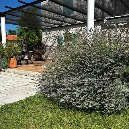 Bozini Dvori- With Pool, Sauna , Jacuzzi And Tennis Court Biograd Na Moru