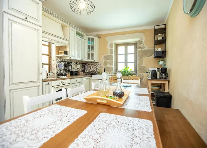 Bozini Dvori- With Pool, Sauna , Jacuzzi And Tennis Court
