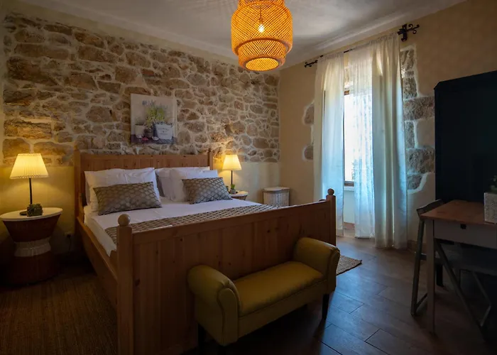 Bozini Dvori- With Pool, Sauna , Jacuzzi And Tennis Court *