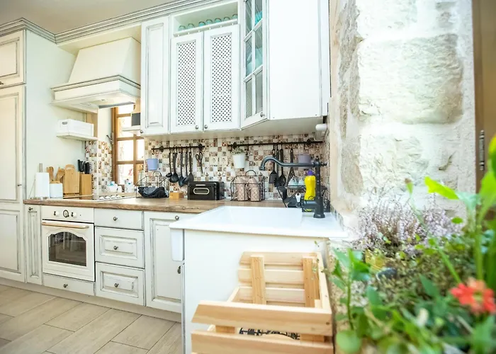 Villa Bozini Dvori- With Pool, Sauna , Jacuzzi And Tennis Court