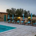 Bozini Dvori- Villa With Pool, Sauna , Jacuzzi And Multifunkcional Sport Court 비오그라드나모루
