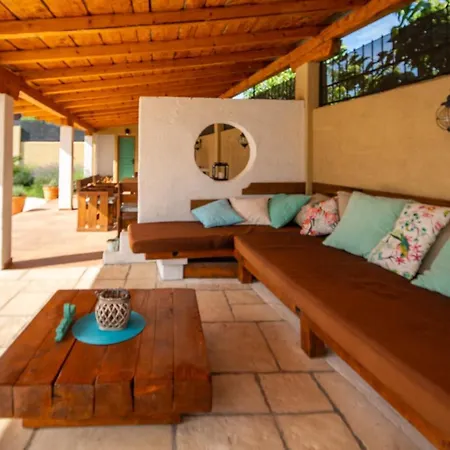 Villa Bozini Dvori- With Pool, Sauna , Jacuzzi And Tennis Court
