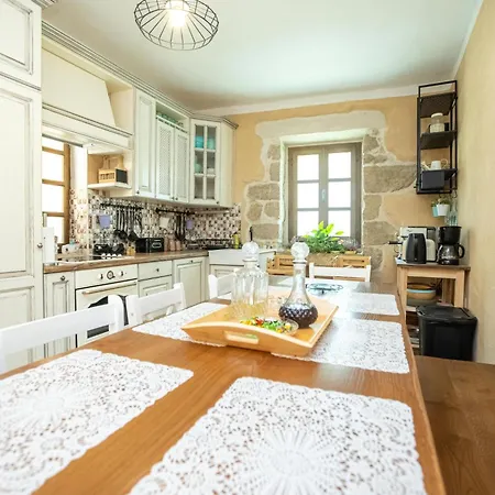 Bozini Dvori- With Pool, Sauna , Jacuzzi And Multifunkcional Sport Court