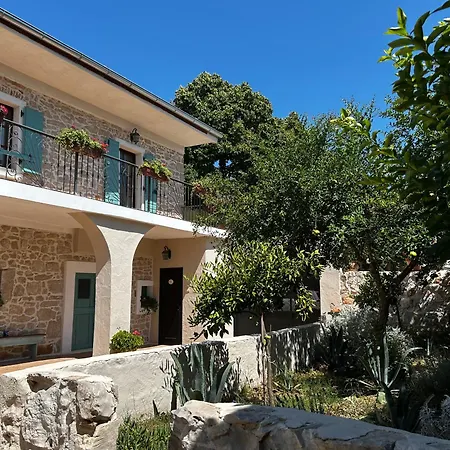 Bozini Dvori- With Pool, Sauna , Jacuzzi And Tennis Court Weißenburg