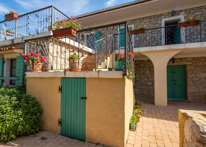 Bozini Dvori- With Pool, Sauna , Jacuzzi And Tennis Court *