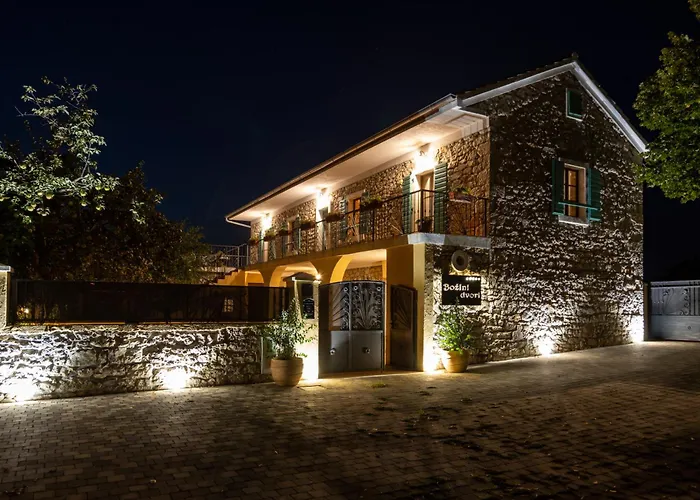 Bozini Dvori- With Pool, Sauna , Jacuzzi And Tennis Court Вилла